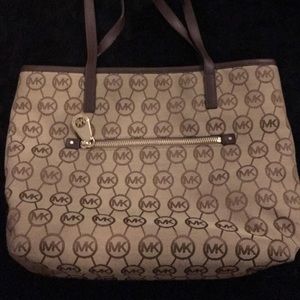 Michael Kors purse